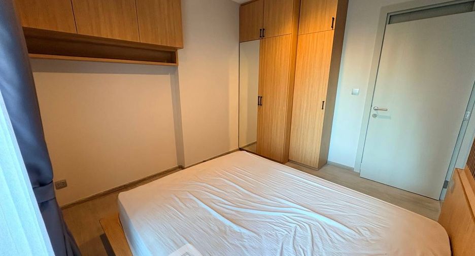 For sale 2 bedrooms condo in Huai Khwang, Bangkok