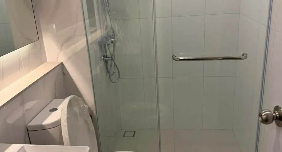 For rent 1 bed condo in Bangkok Noi, Bangkok