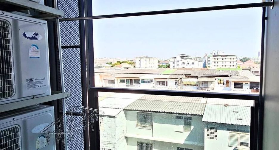 For sale 1 bed condo in Bang Kapi, Bangkok