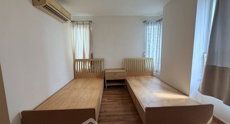 Condo en venta de 2 habitaciones en Khlong Toei, Bangkok