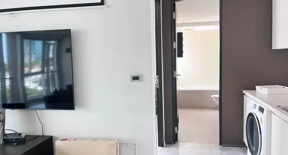 For rent 2 bedrooms condo in Phaya Thai, Bangkok