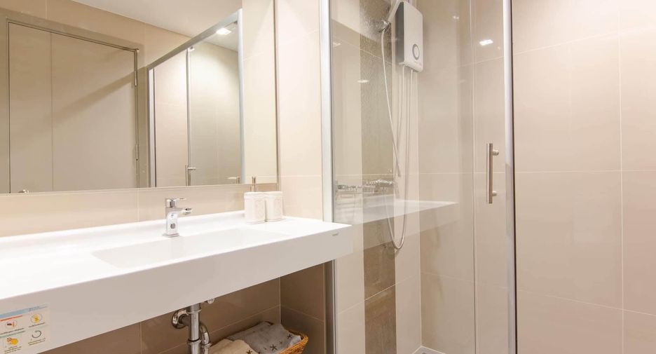 À vendre 1 chambre condo à Phra Khanong, Bangkok