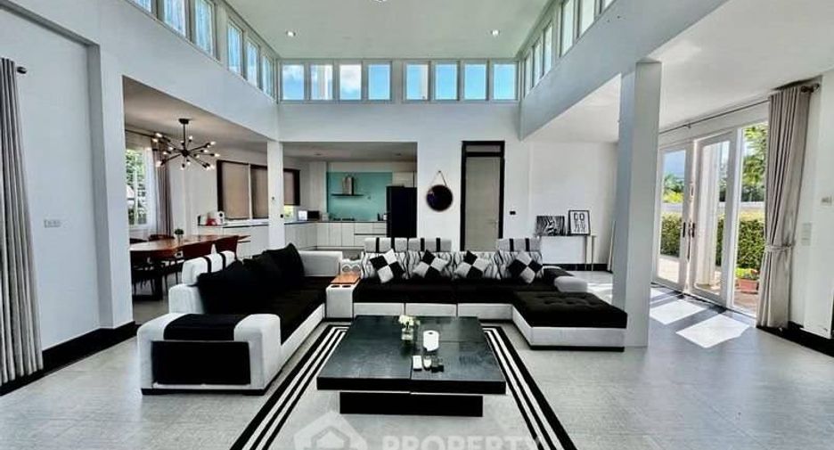 For rent and for sale 4 bedrooms villa in Bang Saray, Pattaya