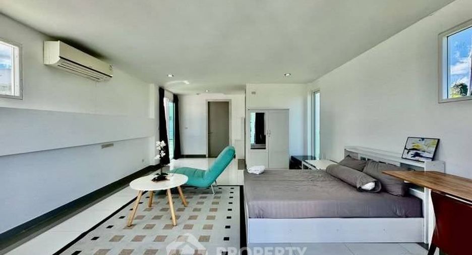 For rent and for sale 4 bedrooms villa in Bang Saray, Pattaya