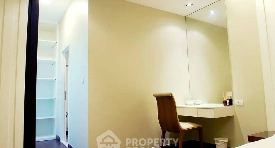 For sale 2 bedrooms condo in Bang Kapi, Bangkok