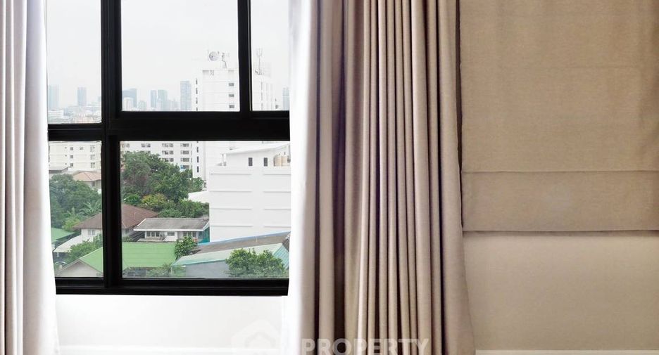 For sale 2 bedrooms condo in Huai Khwang, Bangkok