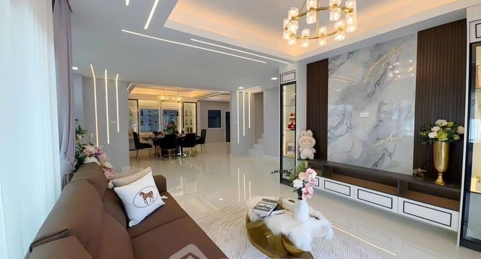 For sale 5 ベッドルーム house in Bang Lamung, Chonburi