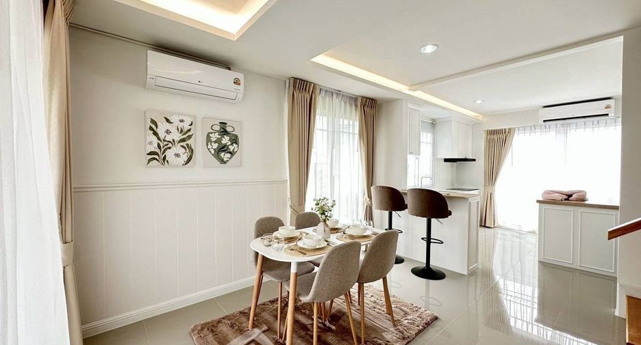 For sale 3 bedrooms house in Huay Yai, Pattaya