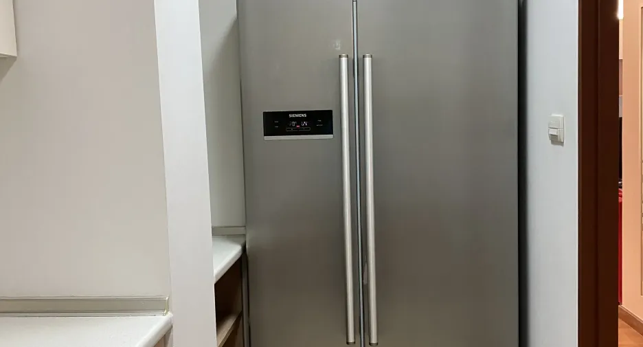 Condo en alquiler de 3 habitaciones en Phra Khanong, Bangkok