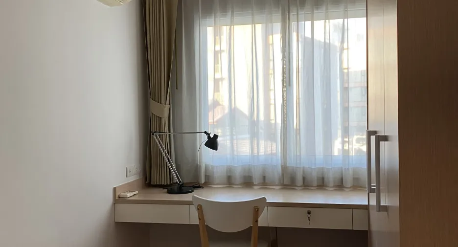 Condo en alquiler de 3 habitaciones en Phra Khanong, Bangkok