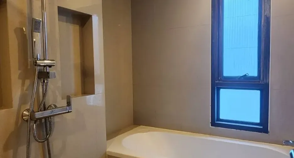 Wohnung zum Kauf mit 1 Zimmer in Watthana, Bangkok