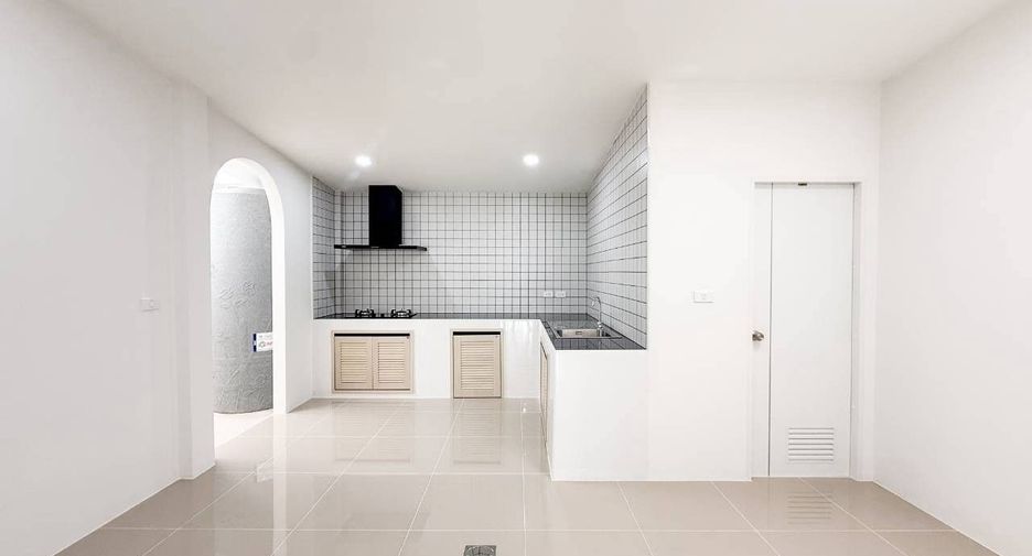Casa adosada en venta de 2 habitaciones en Mueang Phuket, Phuket