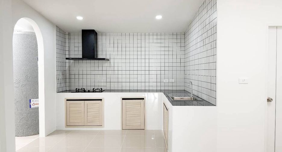 Casa adosada en venta de 2 habitaciones en Mueang Phuket, Phuket