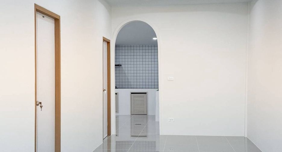 Casa adosada en venta de 2 habitaciones en Mueang Phuket, Phuket