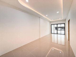 Casa adosada en venta de 2 habitaciones en Mueang Phuket, Phuket