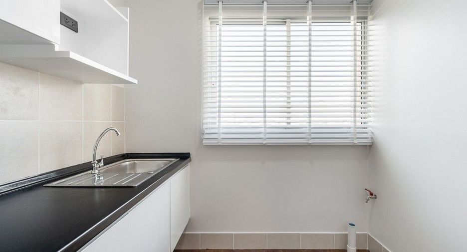 Condo en venta de estudio en Bang Na, Bangkok