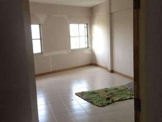 Local comercial en venta de 3 habitaciones en Sai Mai, Bangkok