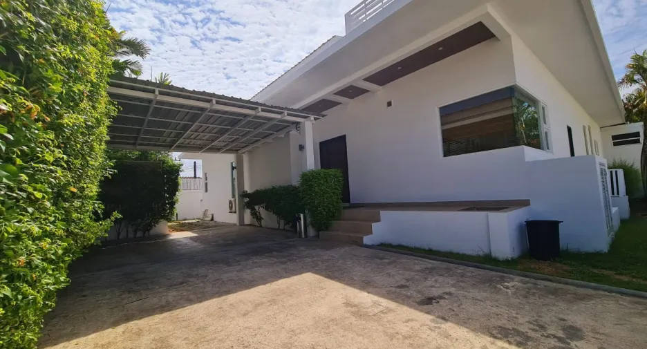 For rent 3 ベッドルーム villa in Mueang Phuket, Phuket