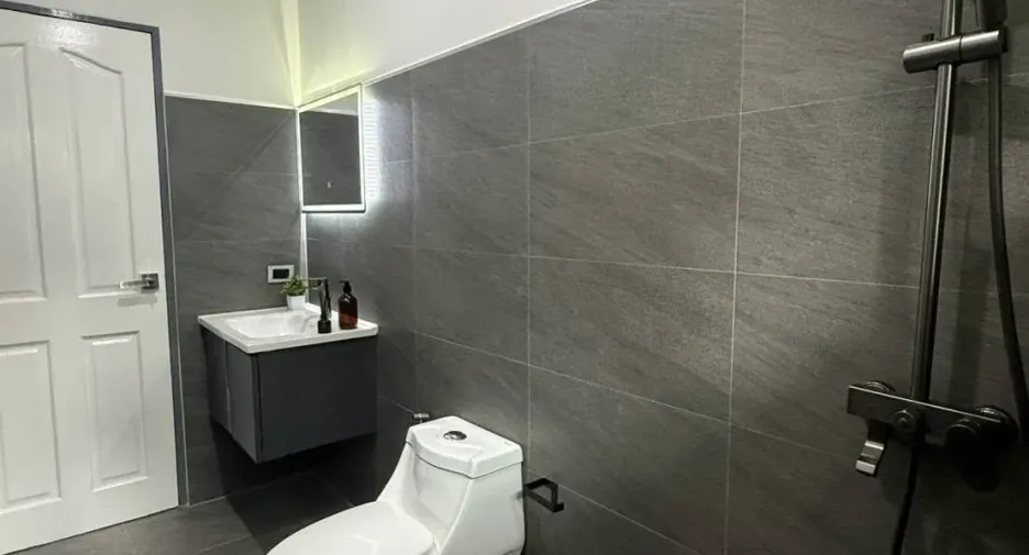 For sale 3 bedrooms house in Bang Lamung, Chonburi