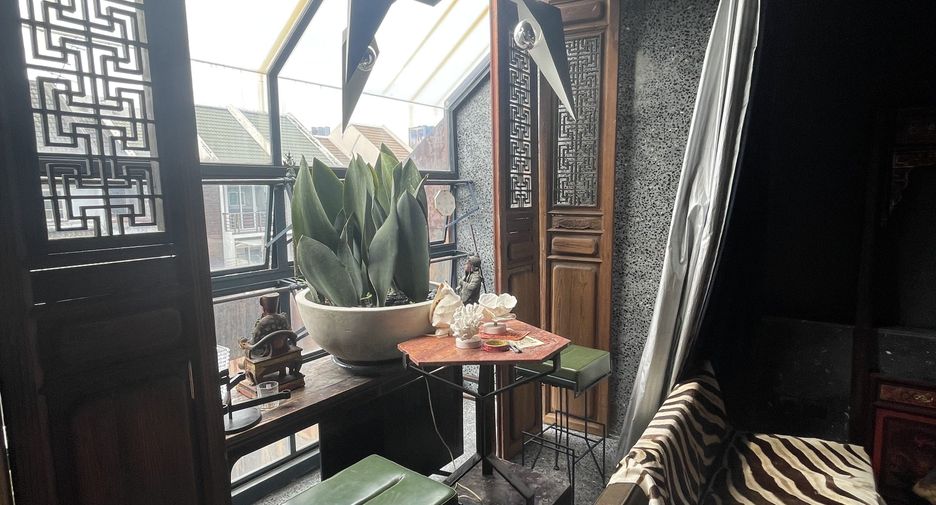Casa adosada en venta de 3 habitaciones en Yan Nawa, Bangkok