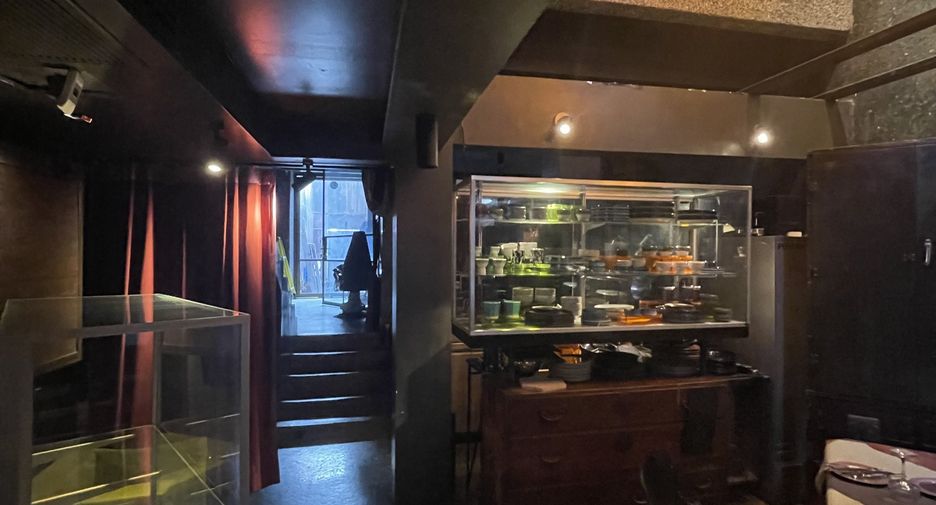Casa adosada en venta de 3 habitaciones en Yan Nawa, Bangkok