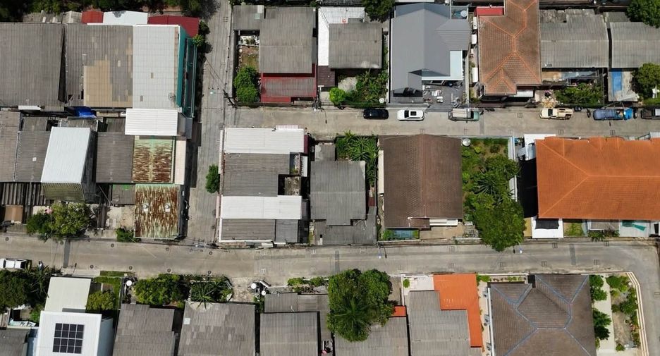 For sale land in Mueang Samut Prakan, Samut Prakan