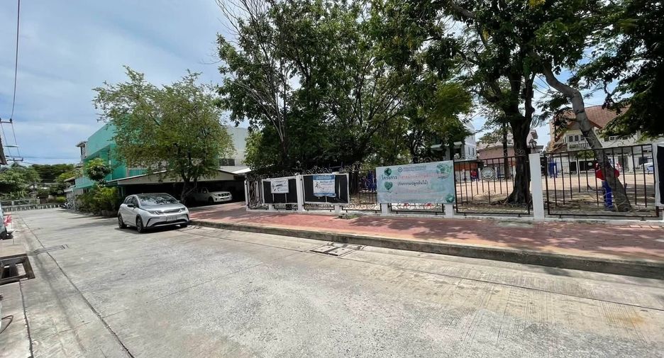 For sale land in Mueang Samut Prakan, Samut Prakan