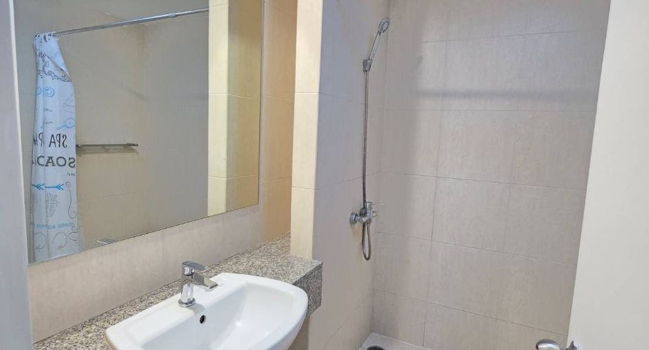 Condo en alquiler de 2 habitaciones en Watthana, Bangkok