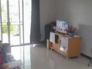 Casa en venta de 4 habitaciones en Nong Chok, Bangkok