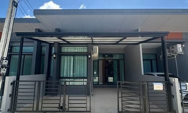 Reihenhaus zum Kauf und zur Miete mit 2 Zimmer in Thalang, Phuket