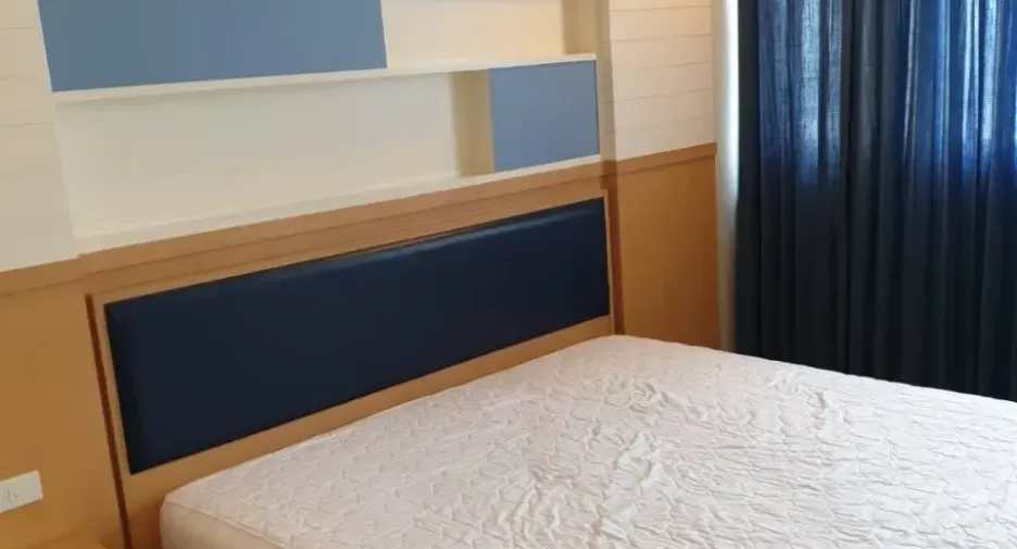 For sale 3 bedrooms condo in Yan Nawa, Bangkok