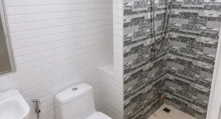 À vendre 1 chambre condo à Bang Na, Bangkok