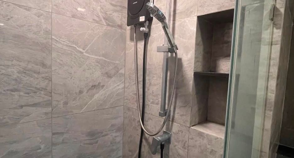 À vendre 1 chambre condo à Watthana, Bangkok