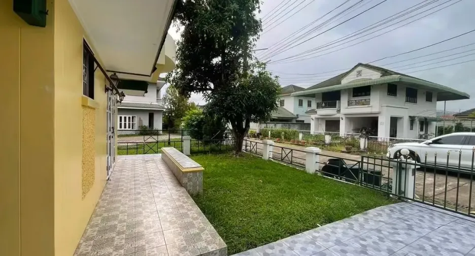 Casa en venta de 3 habitaciones en Hang Dong, Chiang Mai