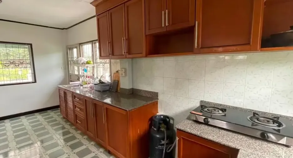 Casa en venta de 3 habitaciones en Hang Dong, Chiang Mai