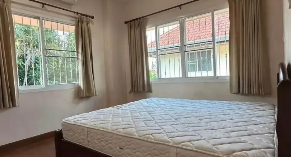 For rent 5 bedrooms house in Hang Dong, Chiang Mai