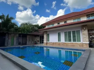 For rent 5 bedrooms house in Hang Dong, Chiang Mai