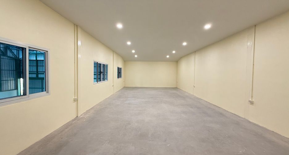 For rent warehouse in Lat Krabang, Bangkok