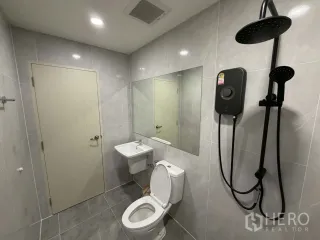 For rent 3 bedrooms townhouse in Bang Phli, Samut Prakan