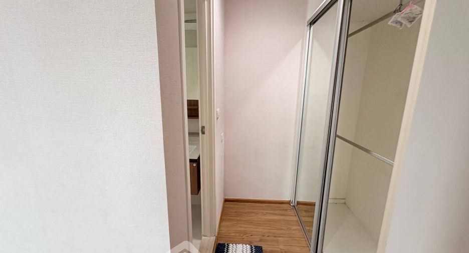 For sale 2 bedrooms condo in Yan Nawa, Bangkok