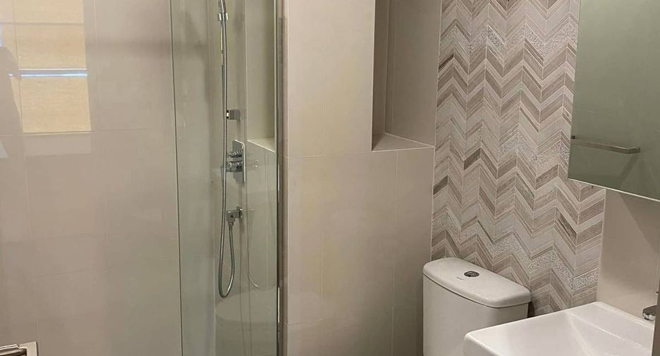 Wohnung zum Kauf mit 2 Zimmer in Khlong Toei, Bangkok