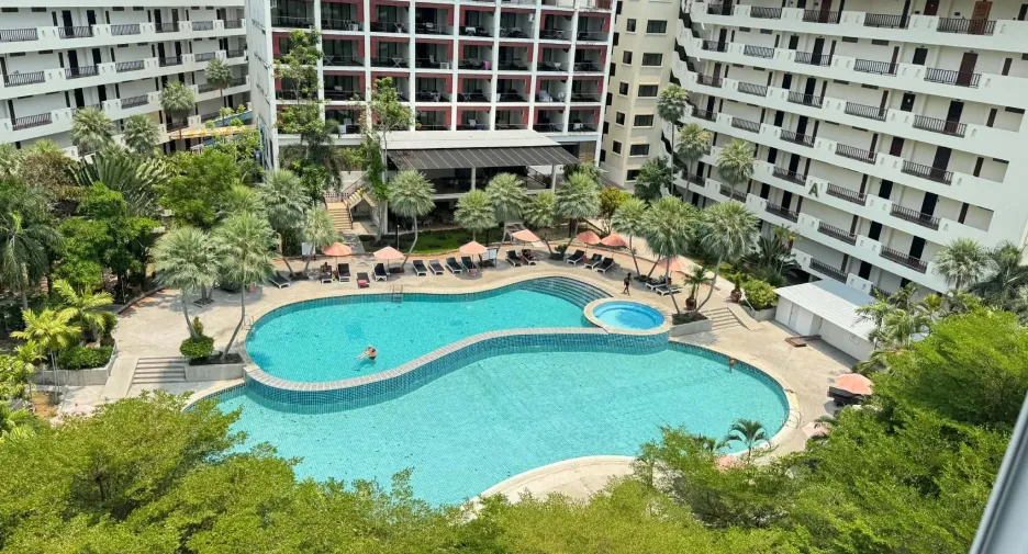 For rent 2 bedrooms condo in Bang Lamung, Chonburi