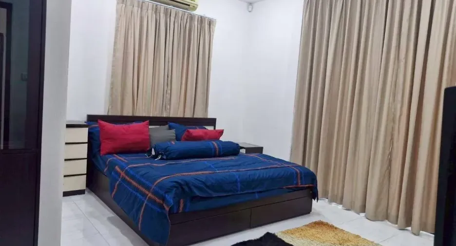 For rent 4 bedrooms villa in Huay Yai, Pattaya