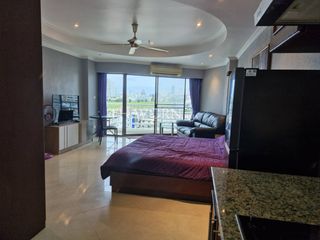 À vendre studio condo à Bang Lamung, Chonburi