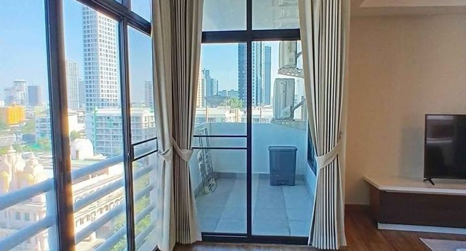 For rent 3 ベッドルーム condo in Phra Khanong, Bangkok