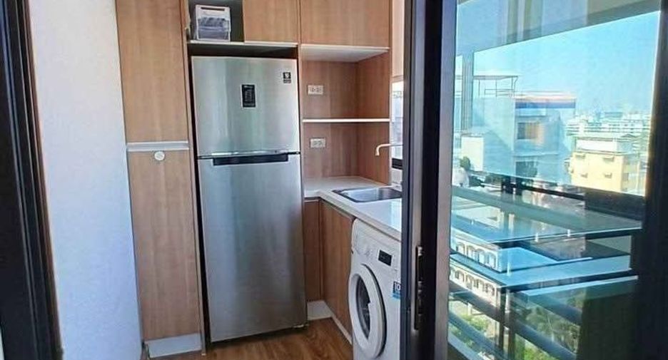 For rent 3 ベッドルーム condo in Phra Khanong, Bangkok