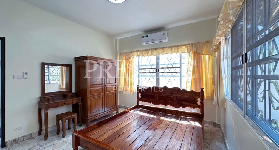 For rent 3 bedrooms house in Bang Lamung, Chonburi