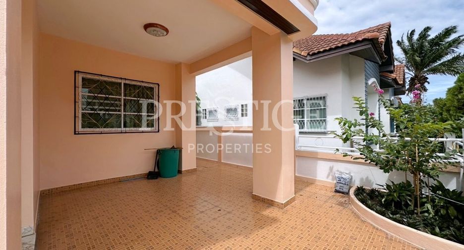 For rent 3 bedrooms house in Bang Lamung, Chonburi
