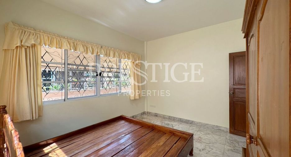 For rent 3 bedrooms house in Bang Lamung, Chonburi