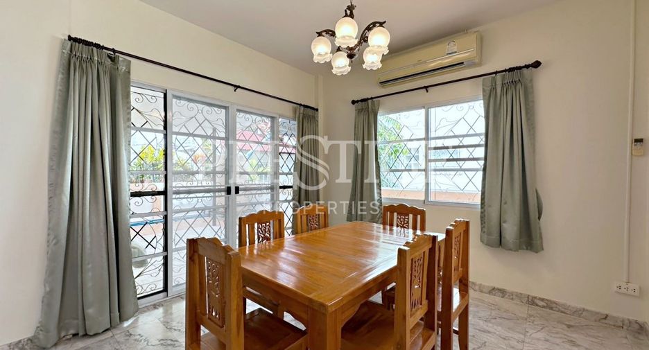 For rent 3 bedrooms house in Bang Lamung, Chonburi